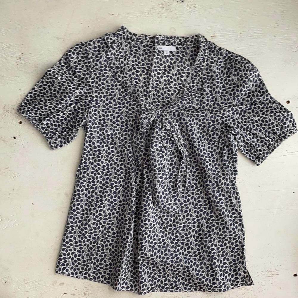 [ GAP Navy & White Floral Print Tie Neck Blouse ]